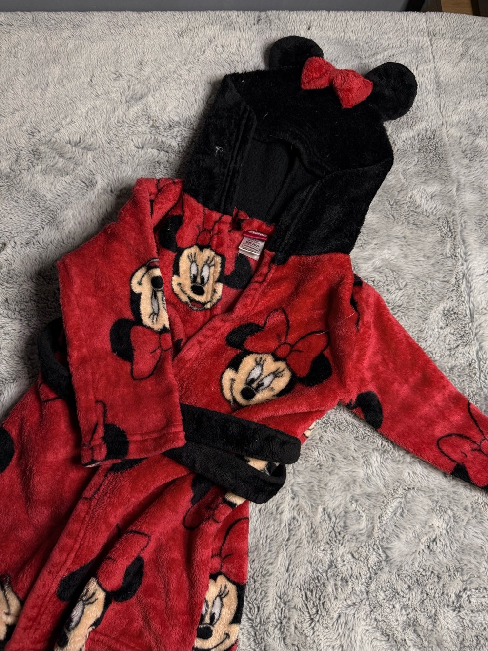 Disney Kids Minnie Mouse Red and Black Fleece Hooded Robe